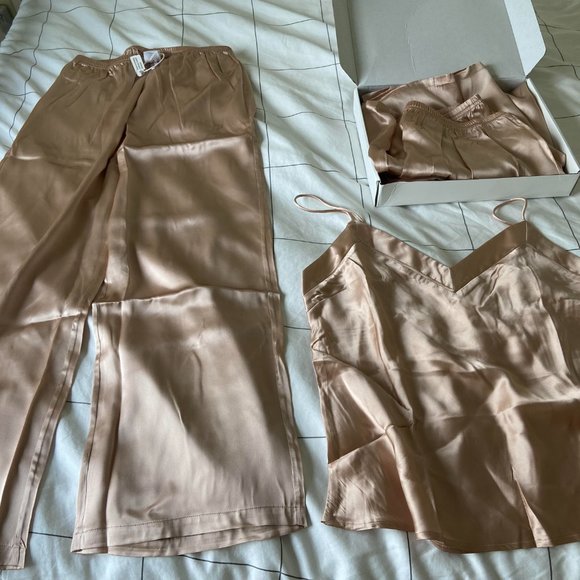 NWT Champagne/Gold SILK PJ Set - Silksilky (Perfect for bridesmaids) Size Large - Picture 7 of 9